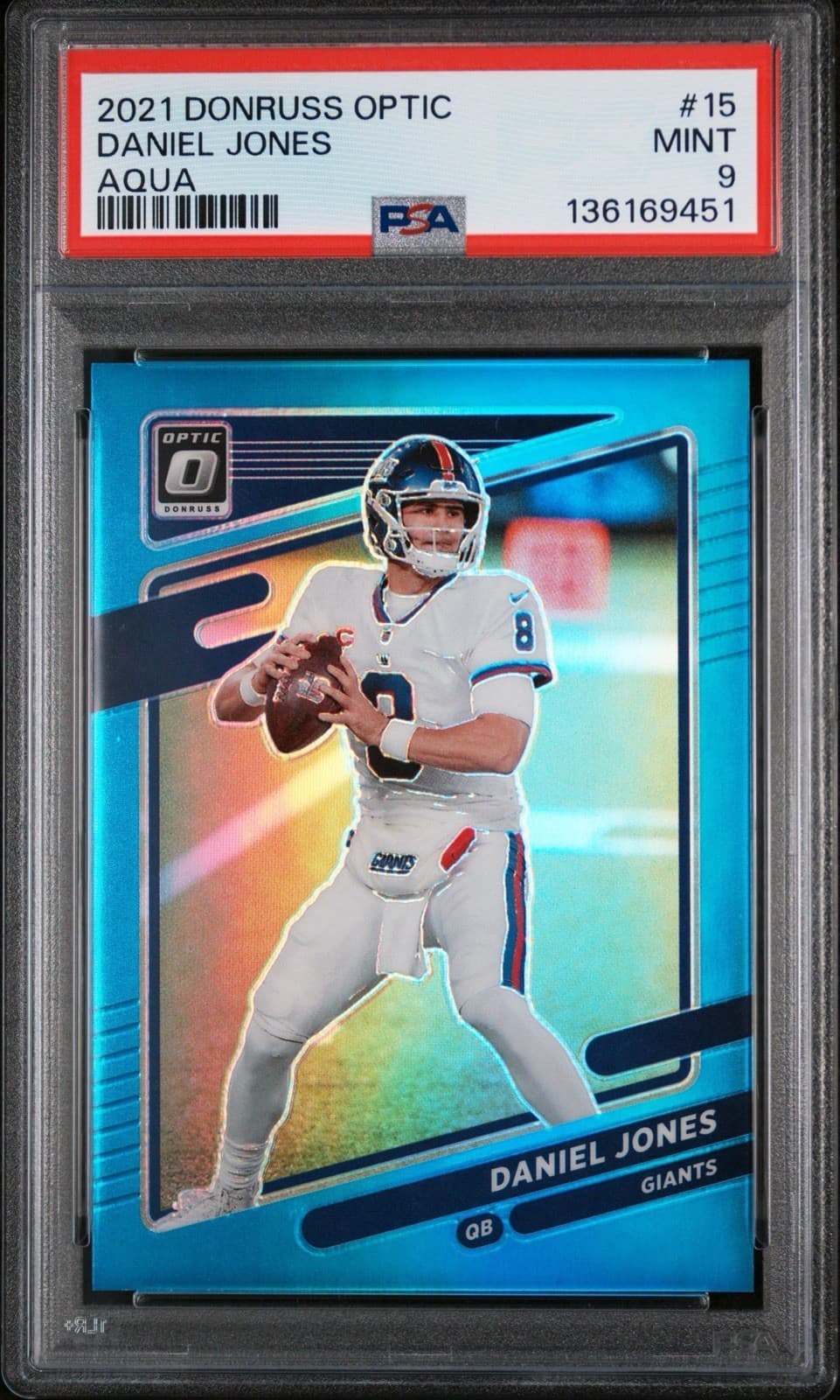 2021 PANINI DONRUSS OPTIC #15 DANIEL JONES AQUA /299. PSA 9 MINT