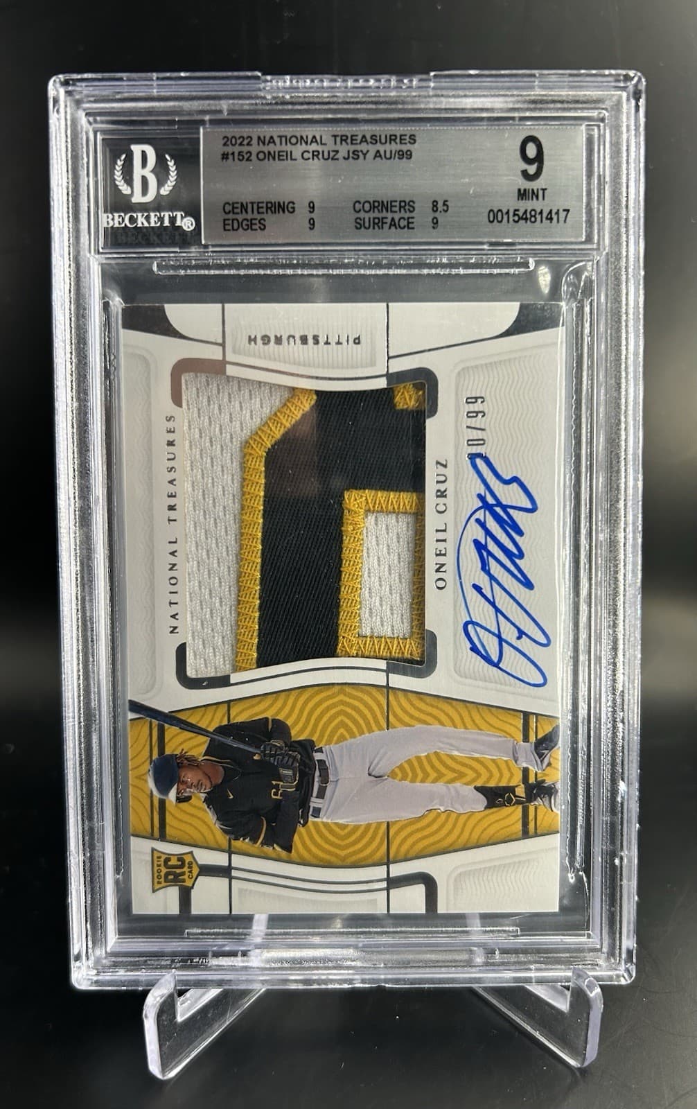 2022 Panini  National Treasures  - Oneil Cruz (RC) Rookie Patch Auto /99. BGS 9 thumbnail 2